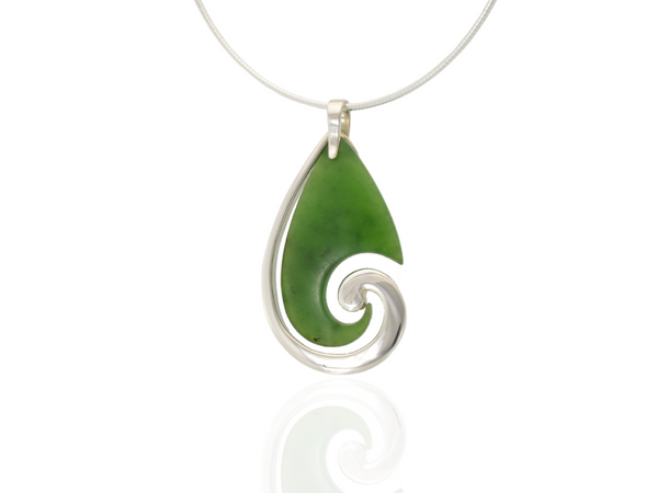 fish hook & KoruPendant greenstone
