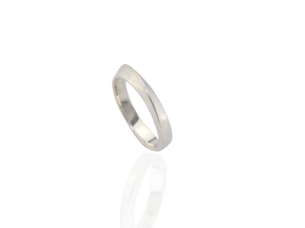 Silver mobius ring