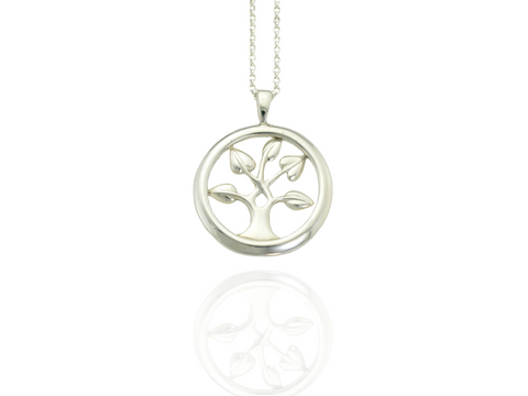family-tree-pendant-in-silver